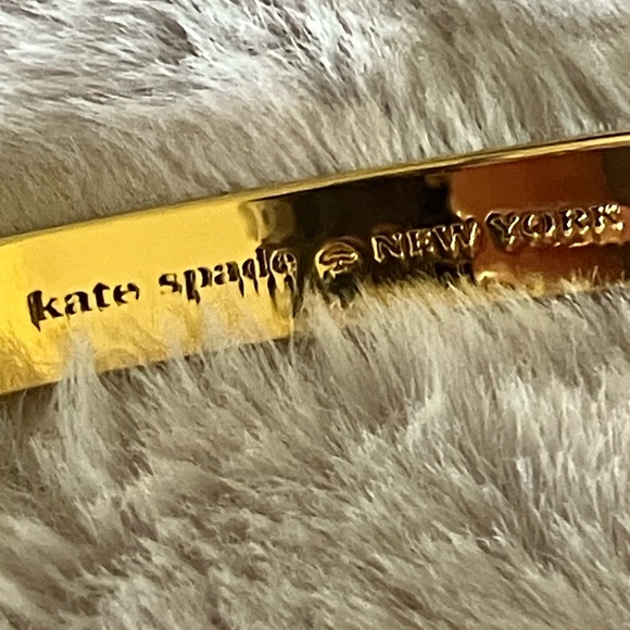 ♠️ KATE SPADE New York ♠️ Heavy Metals goldtone Pave hinged bangle bracelet EUC - Picture 11 of 12